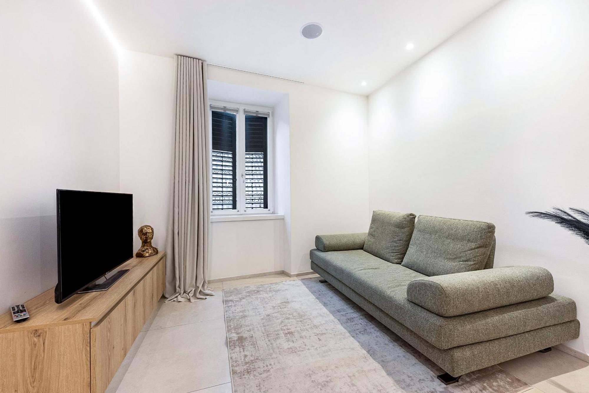 App 206 Palazzo Cavour Apartment Bolzano Bagian luar foto