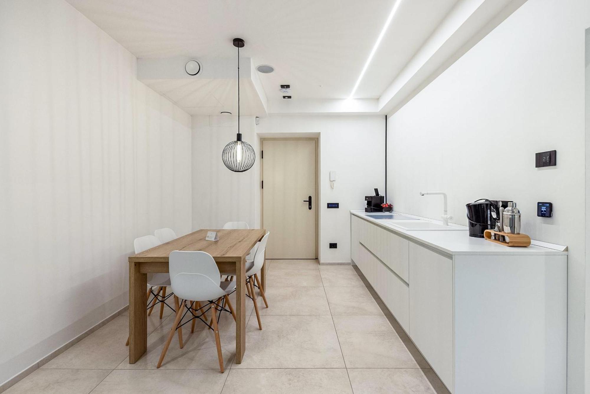 App 206 Palazzo Cavour Apartment Bolzano Bagian luar foto